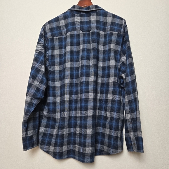 NWT TOMMY BAHAMA  Canyon Beach Flannel Cozy Check Men’s XXL Teal Bay Blue Color - Picture 7 of 16